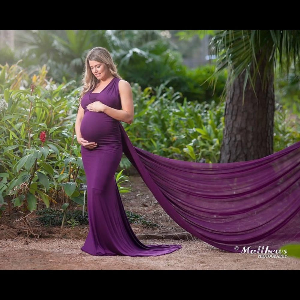 Maternity photo shoot dress